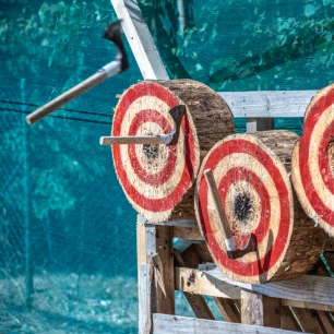 WOODEN TARGET 60-70 CM FOR AXE THROWING